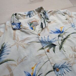 Vintage Paradise Found Shirt Men XL Cream Floral Hawaiian 100% Rayon Made in USA